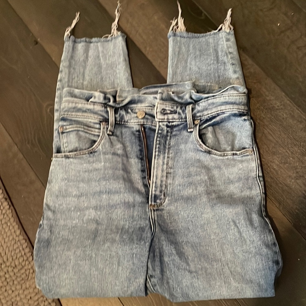 Abercrombie Ultra High Rise Super Skinny Ankle jean